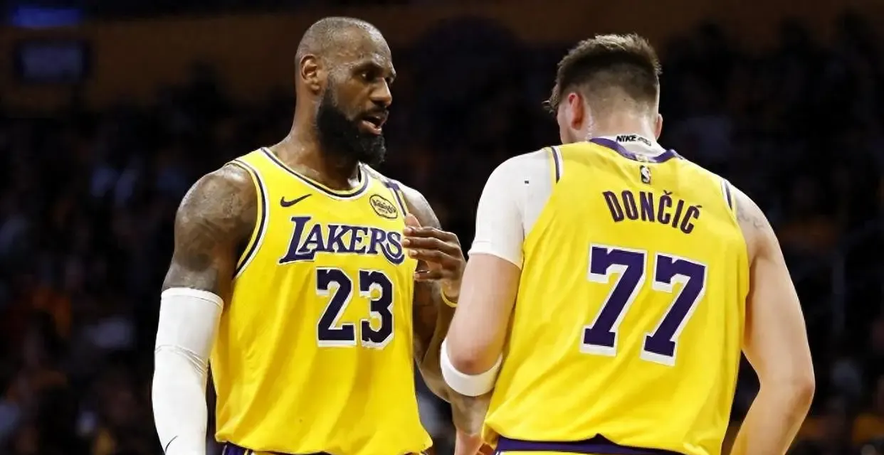 包含浓眉哥焦点对战，Faker与60激战G2分钟，领先优势明显胜负难料！热度持续攀升的词条华体会移动端